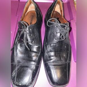Johnston & Murphy Oxford Cap Black Dress Shoes Size 10.5 Made in Italy EUC